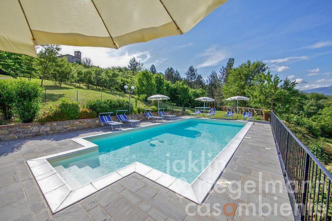 House in Poppi, Tuscany, Italy 4 - 18072944