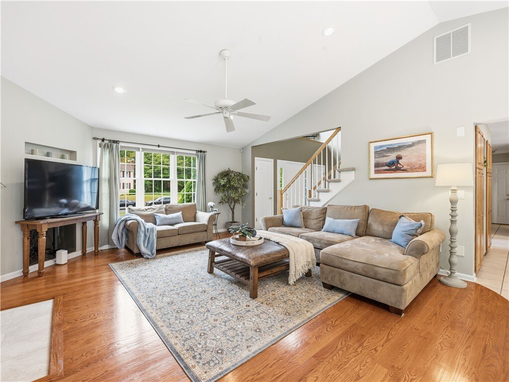 House in Swansea, Massachusetts, United States 5 - 18072191
