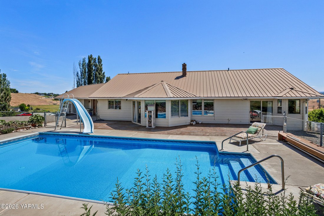 House in Yakima, Washington, United States 4 - 18076010