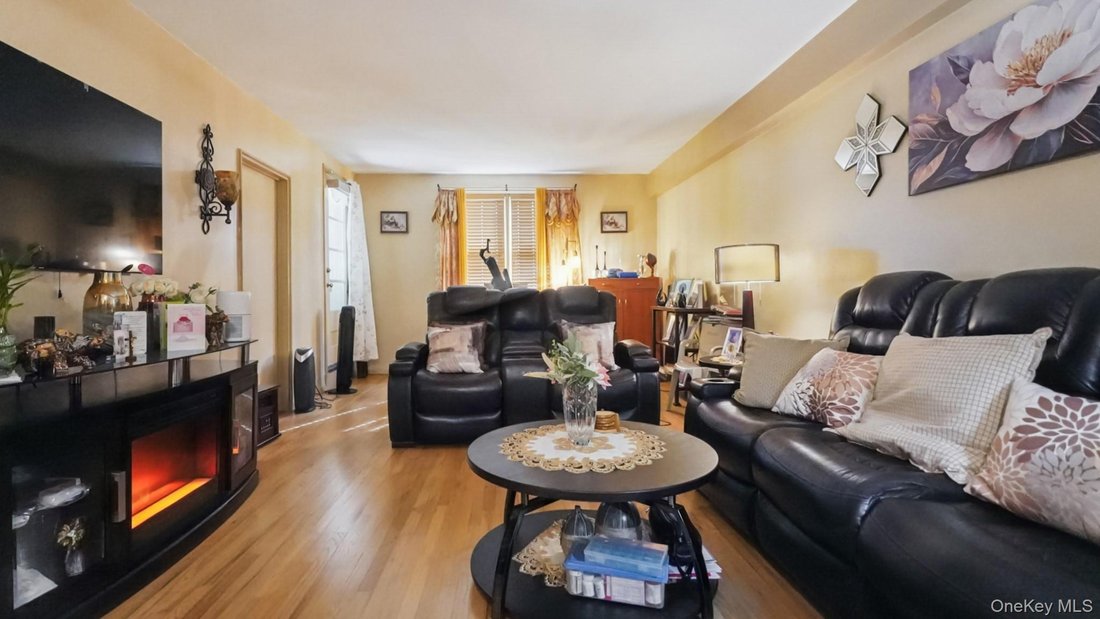 Condo in Bronxville, New York, United States 1 - 18072814