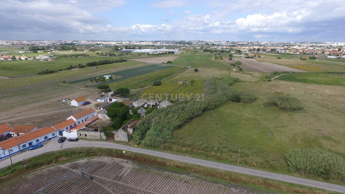 Land in Sarilhos Grandes, Setubal, Portugal 1 - 13444222