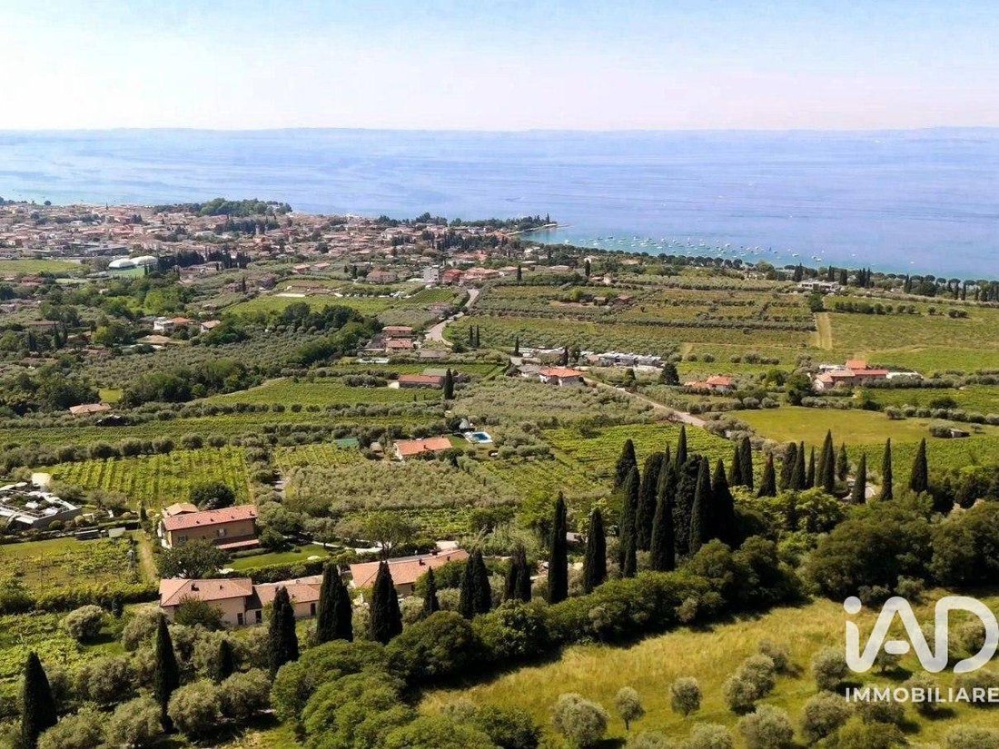 Villa in Bardolino, Veneto, Italy 2 - 18043052