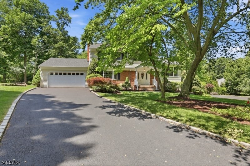 House in Berkeley Heights, New Jersey, United States 3 - 18076013