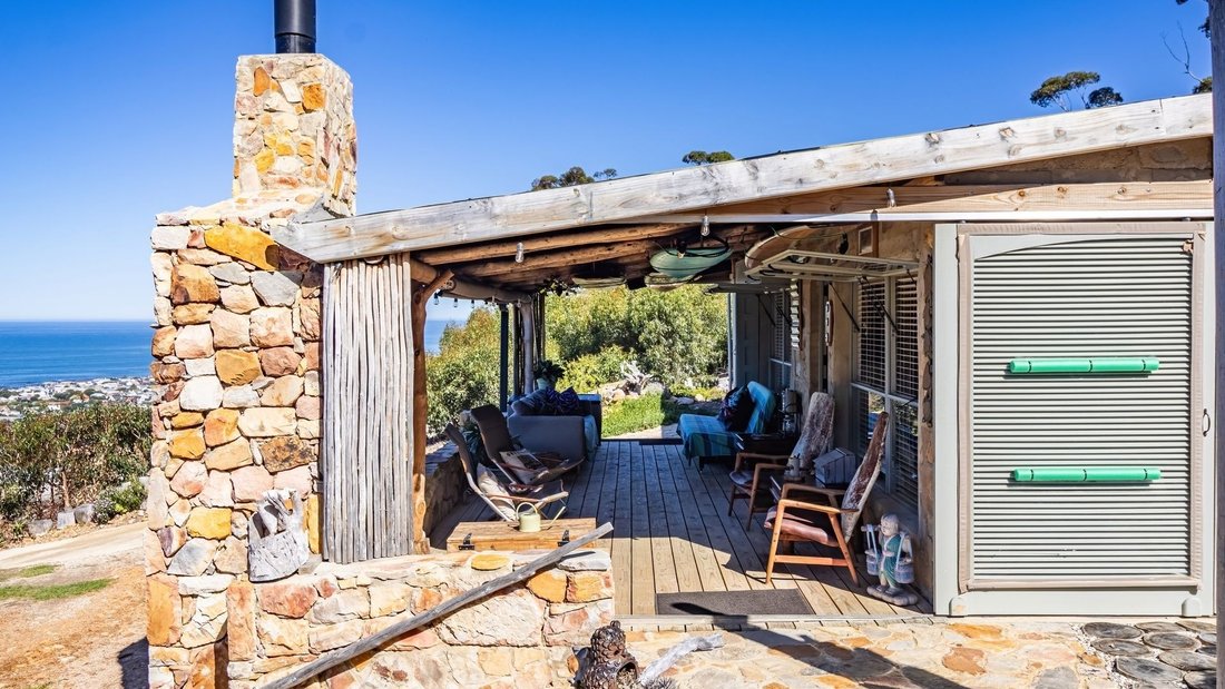 Estate in Onrus, Western Cape, South Africa 4 - 18073641