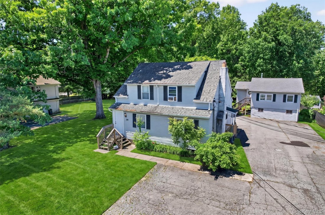 House in Pomona, New York, United States 1 - 17554612