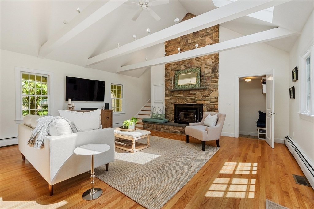 House in Bolton, Massachusetts, United States 5 - 18072110