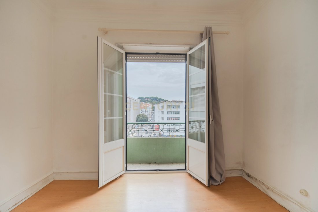 Apartment in Arroios, Lisbon, Portugal 4 - 16626012