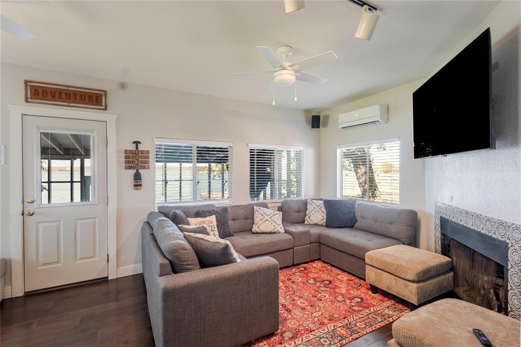 House in Graford, Texas, United States 3 - 18075746