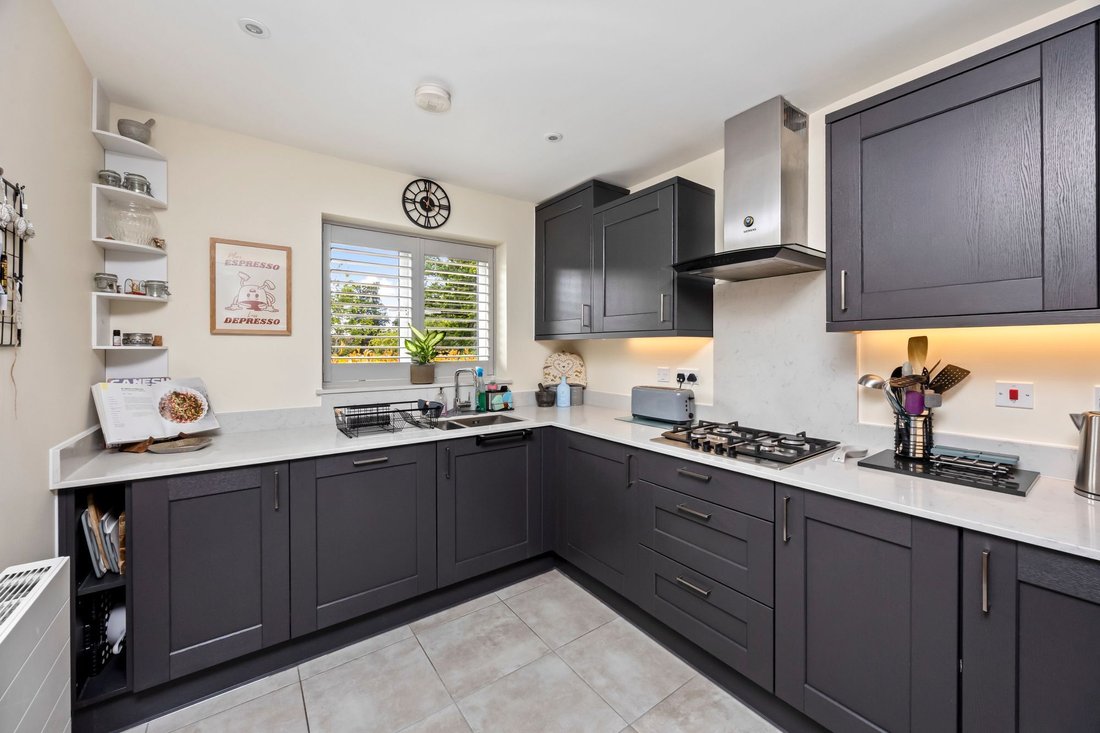 House in Okehurst, Billingshurst, England 3 - 18072837