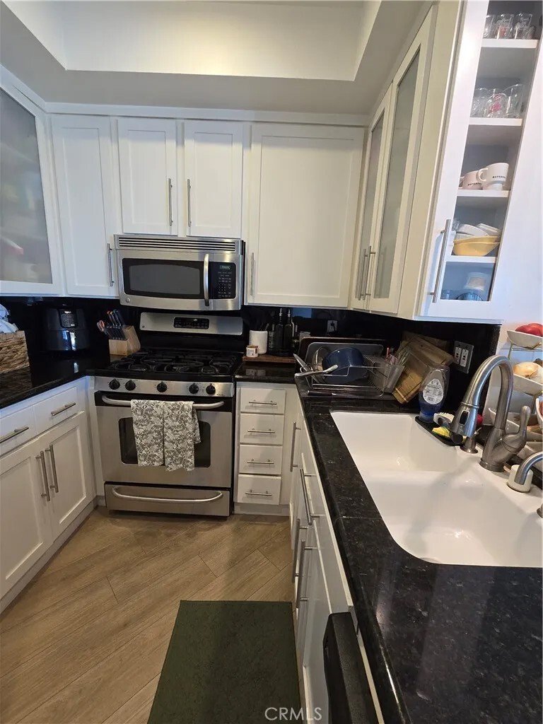 Condo in Los Angeles, California, United States 3 - 18072131