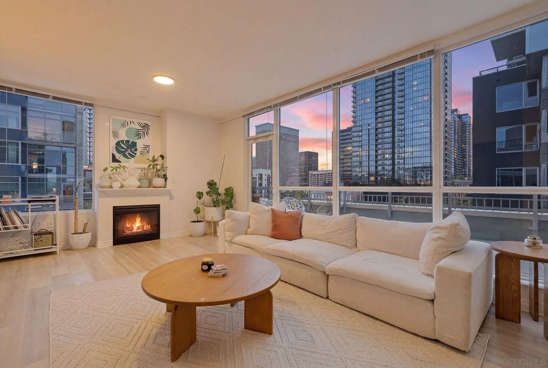 Condo in San Diego, California, United States 2 - 18079431