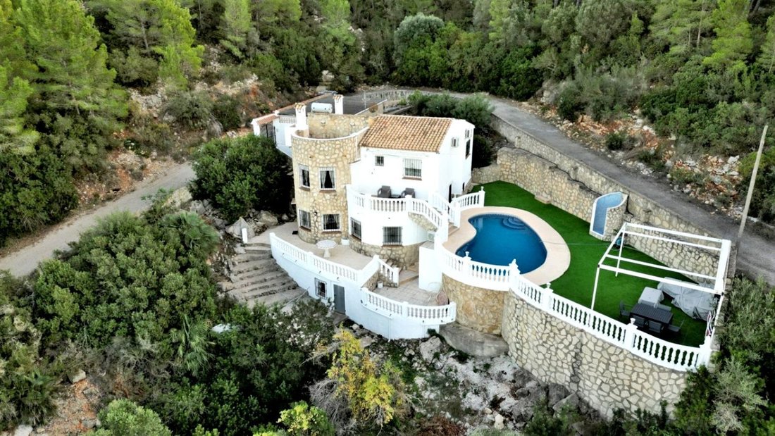 Chalet in Denia, Valencian Community, Spain 1 - 16834455