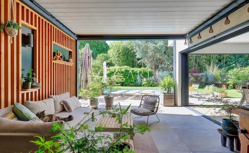 Villa in Nord, Jonage, France 1