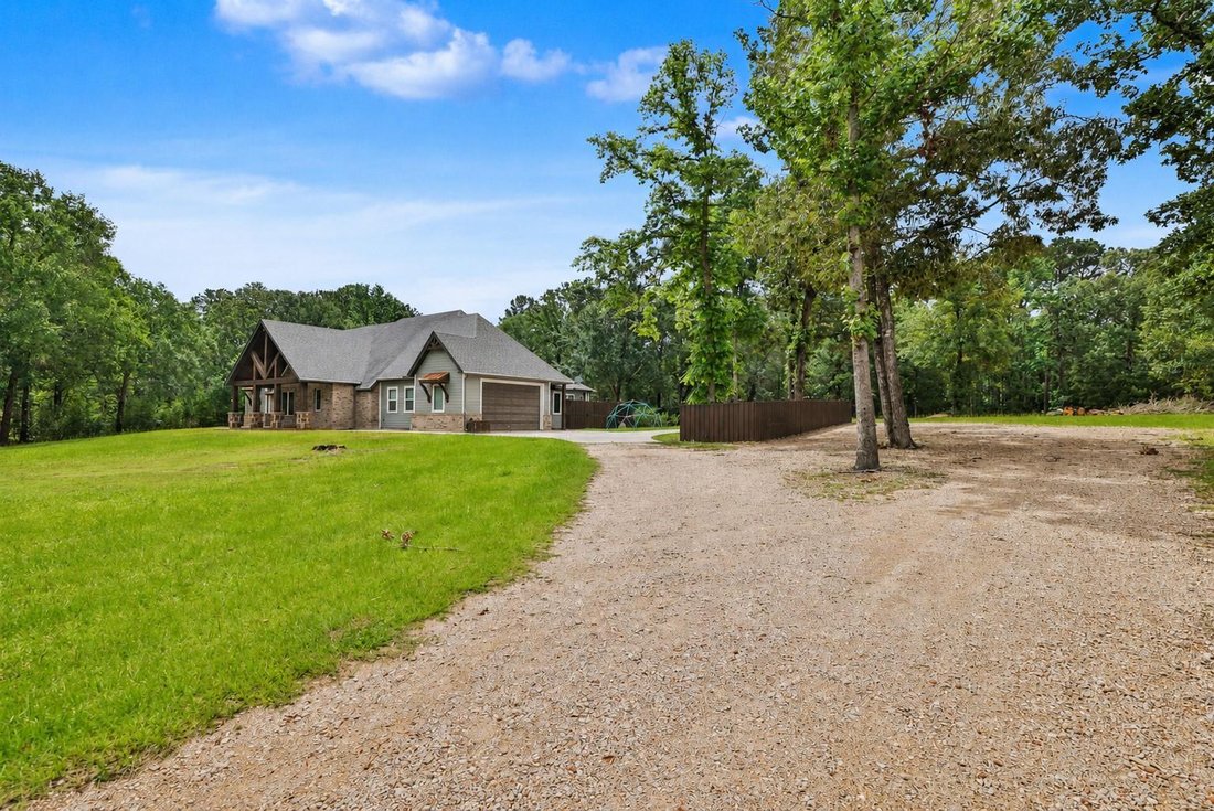 House in Magnolia, Texas, United States 2 - 18079201