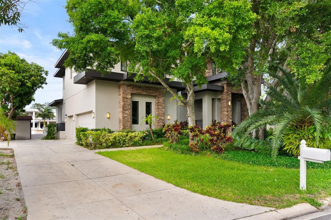 House in Tampa, Florida, United States 5 - 18079575