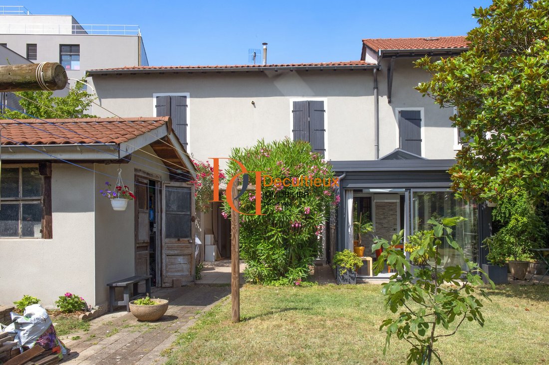 Villa in Zola - Pressence, Villeurbanne, France 5 - 18078006