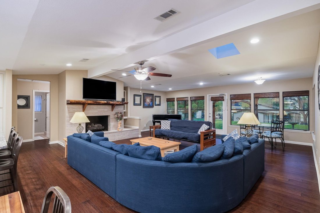 House in Marble Falls, Texas, United States 5 - 18075105