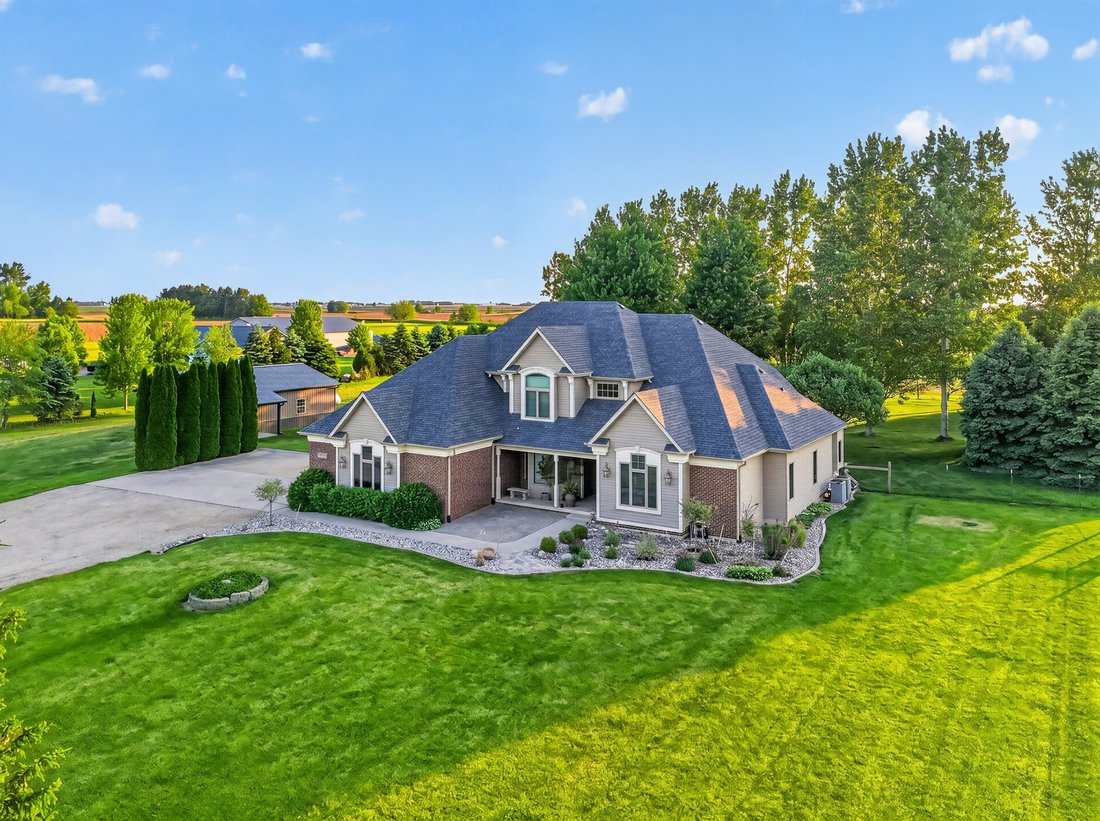 House in DeKalb, Illinois, United States 4 - 18076295