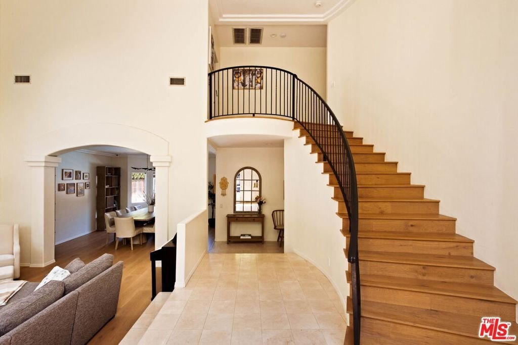House in Los Angeles, California, United States 4 - 18074816