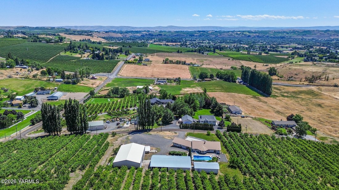 House in Yakima, Washington, United States 1 - 18076010