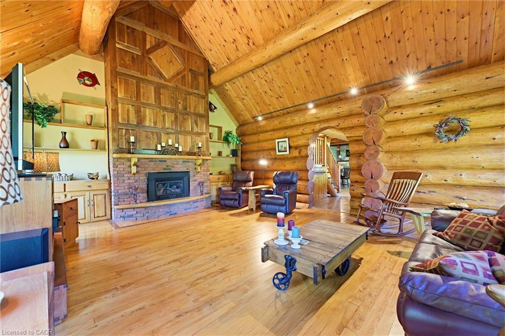 House in Atwood, Ontario, Canada 2 - 18076018