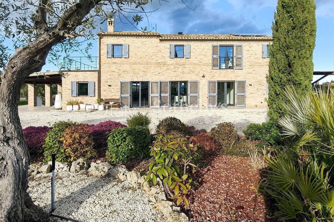 House in Monterubbiano, Marche, Italy 2 - 17500846