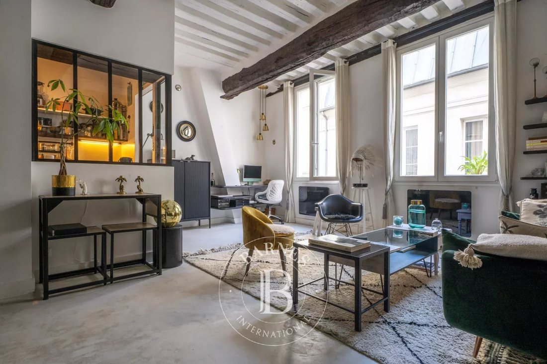 Apartment in Archives, Paris 3e Arrondissement, Paris 1 - 18073158