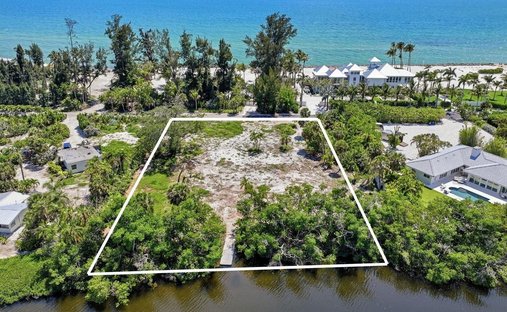 Land in Siesta Key, Florida, United States 1
