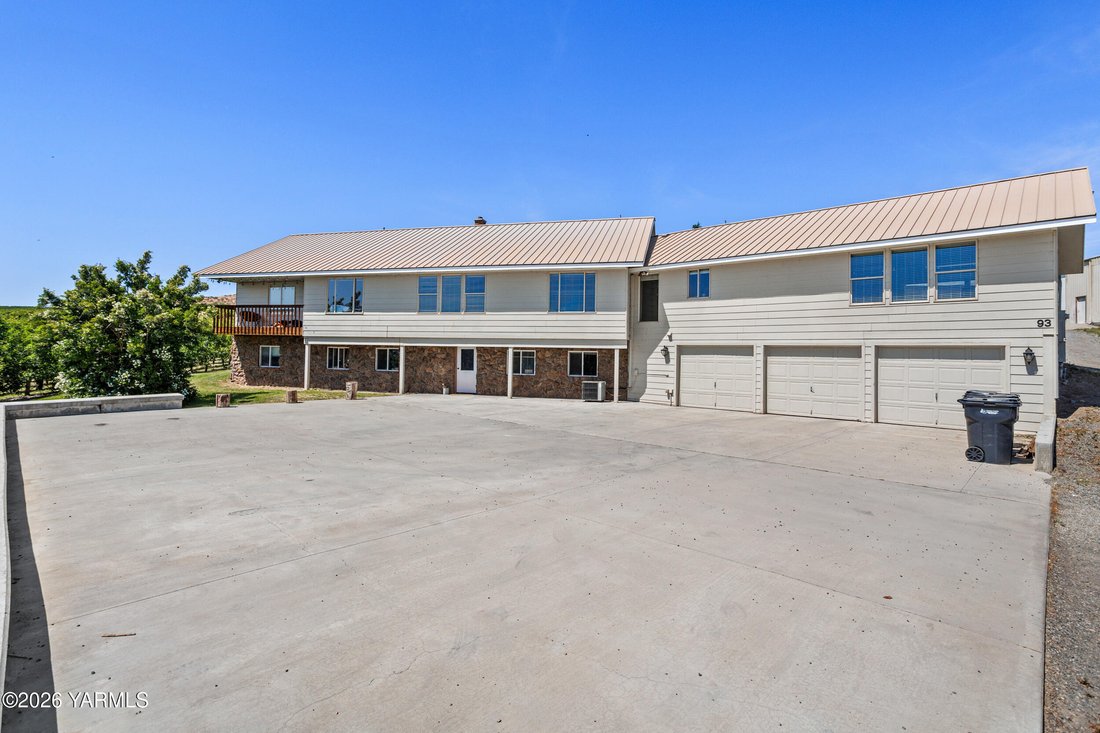 House in Yakima, Washington, United States 5 - 18076010