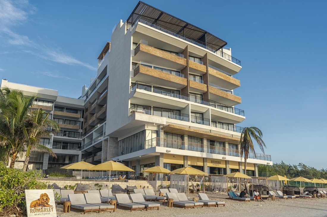 Apartment in Puerto Morelos, Quintana Roo, Mexico 1 - 18073243