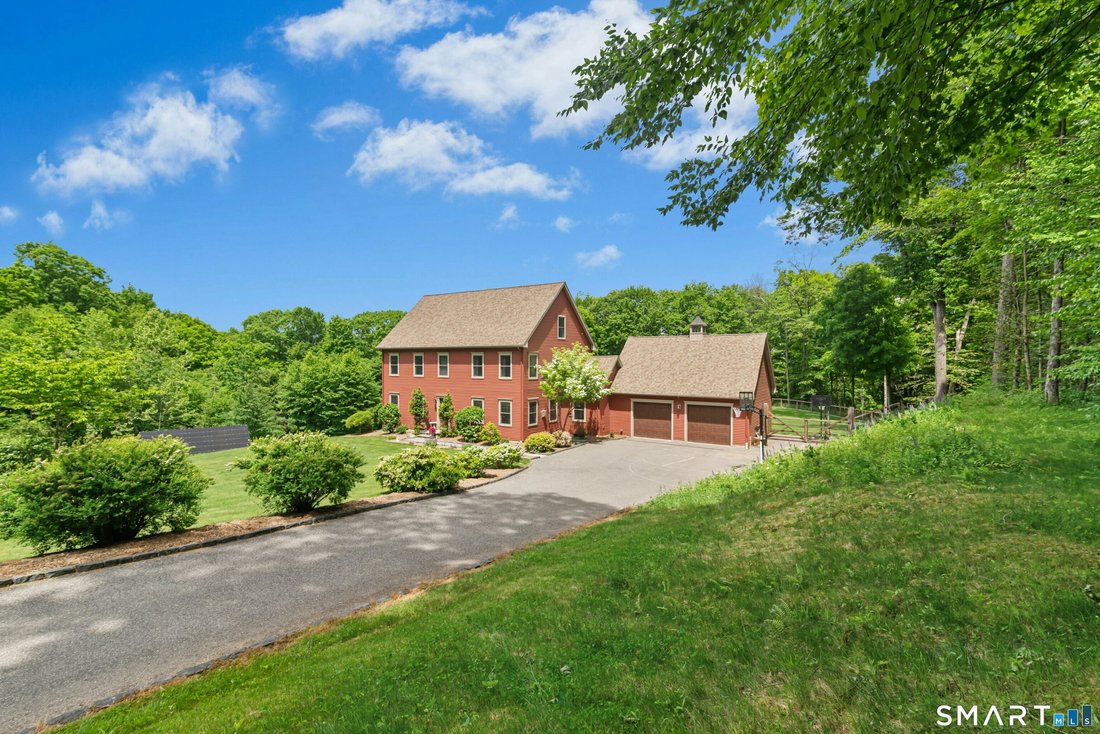 House in Southbury, Connecticut, United States 3 - 18074710