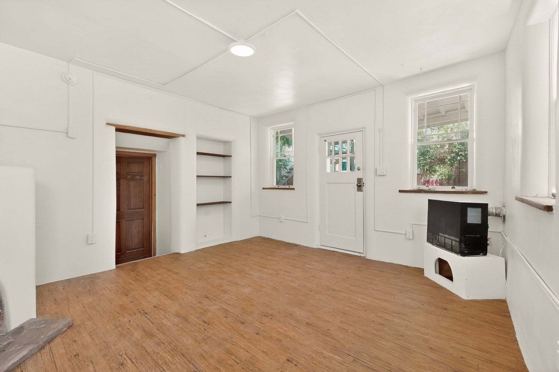 House in Santa Fe, New Mexico, United States 5 - 18078160