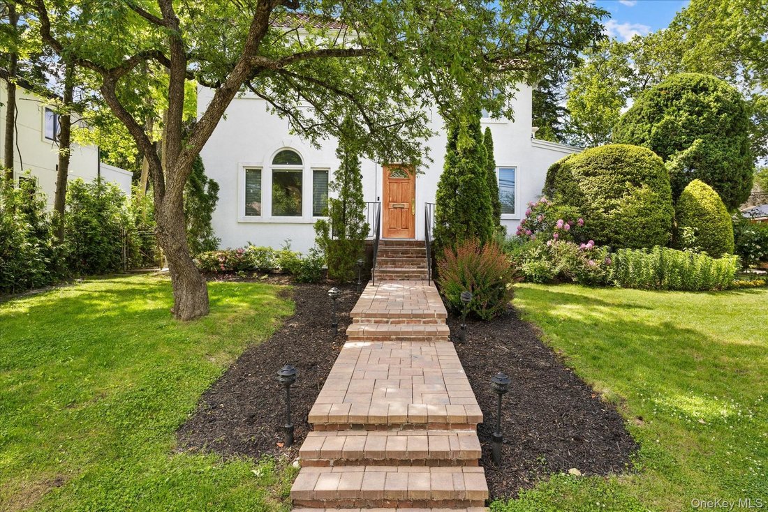 House in Great Neck, New York, United States 2 - 17406688