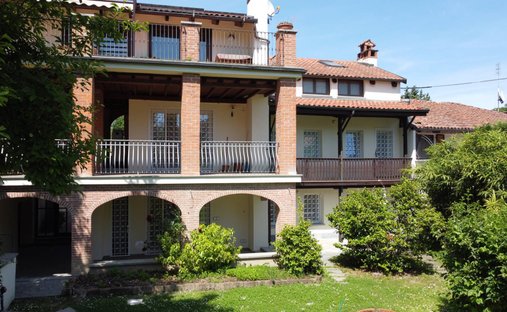 Villa in Tetti Viora, Piedmont, Italy 1
