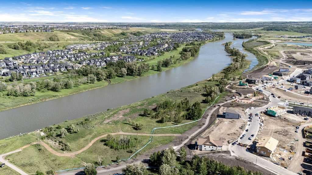 House in Calgary, Alberta, Canada 3 - 18077805