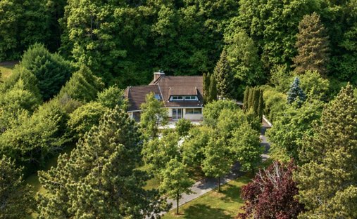 Haus in Divonne-les-Bains, Auvergne-Rhone-Alpen, Frankreich 1