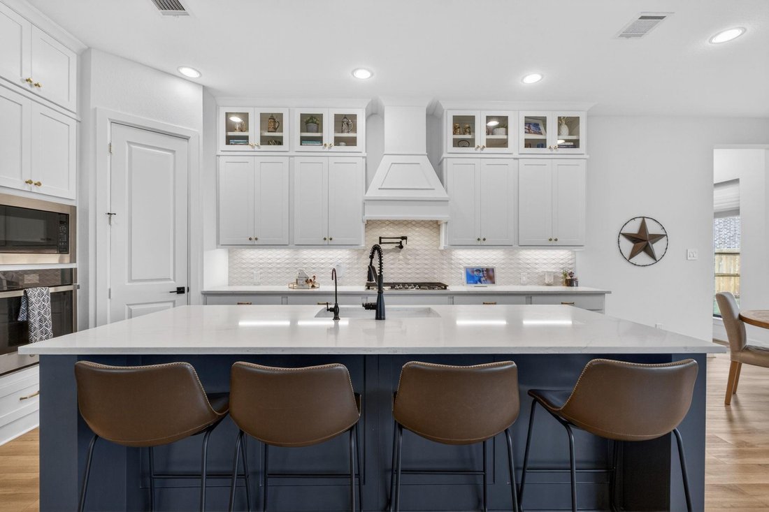 House in Fulshear, Texas, United States 3 - 18079311