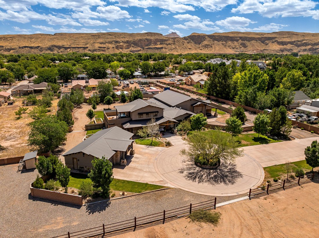 House in Hurricane, Utah, United States 2 - 18072088