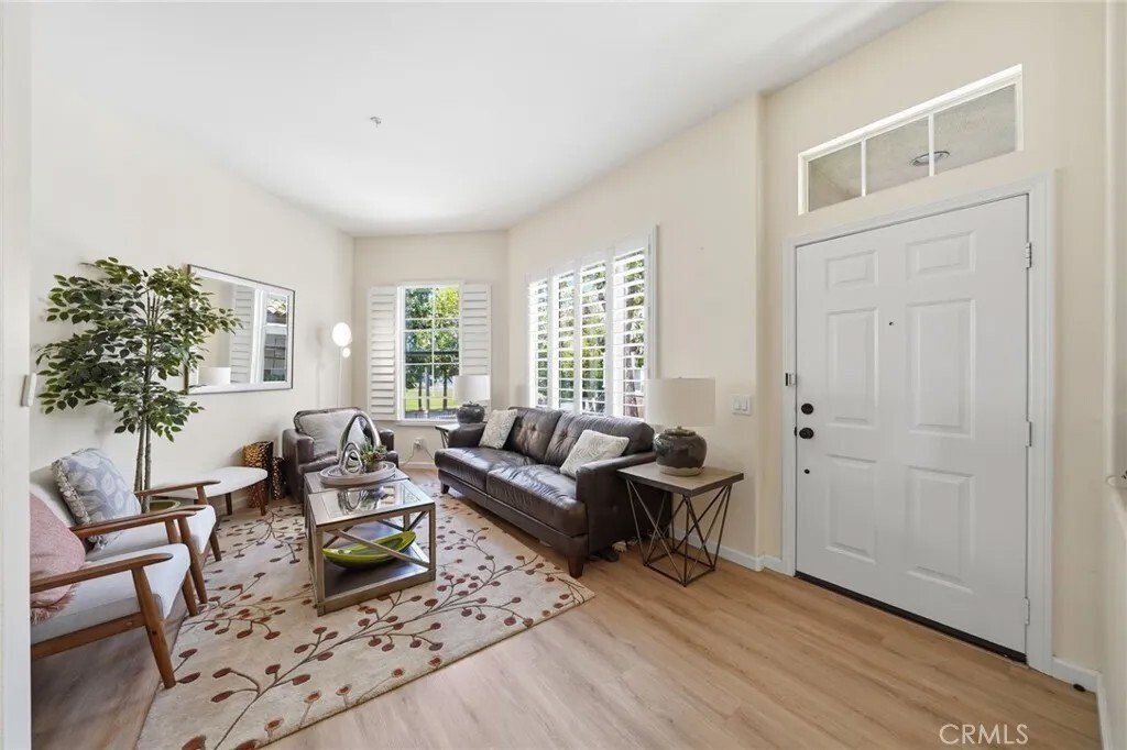 Condo in Tustin, California, United States 2 - 18048237