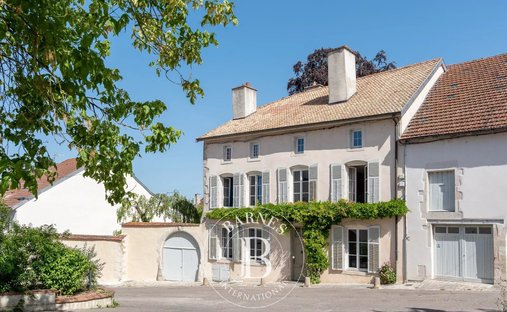 Maison à Centre, Neufchâteau, France 1
