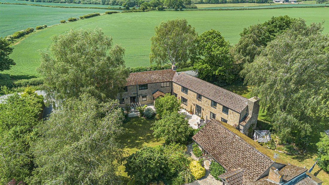 House in Lower Heyford, England 1 - 18078802
