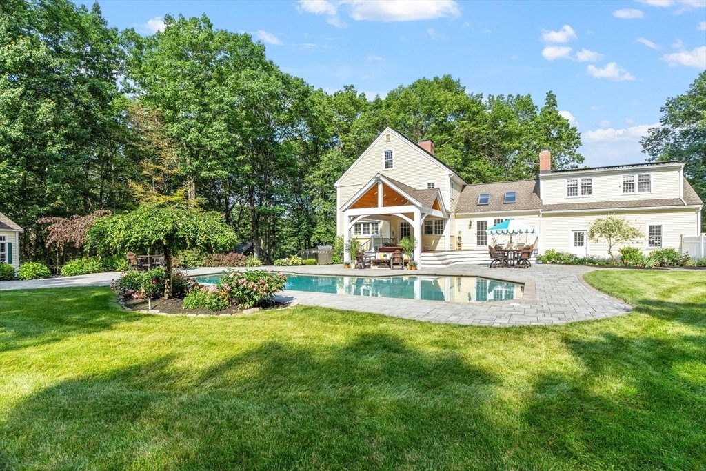 House in Bolton, Massachusetts, United States 3 - 18072110