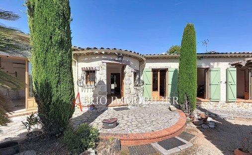Villa a Plan di Noves, Venza, Francia 1