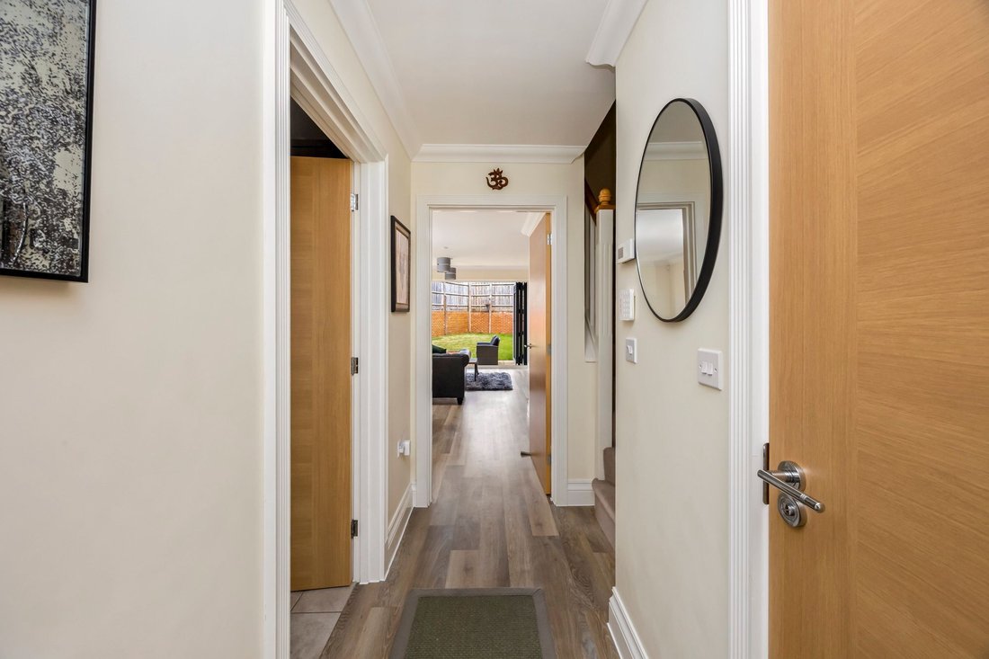 House in Okehurst, Billingshurst, England 5 - 18072837