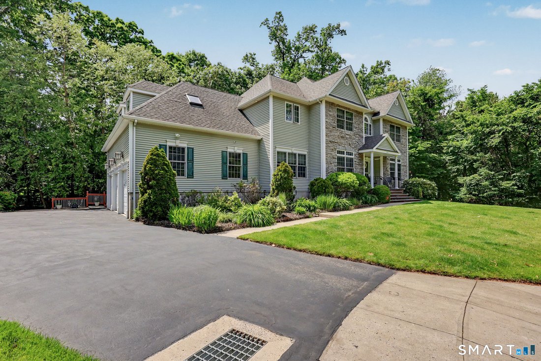 House in Milford, Connecticut, United States 2 - 18074690
