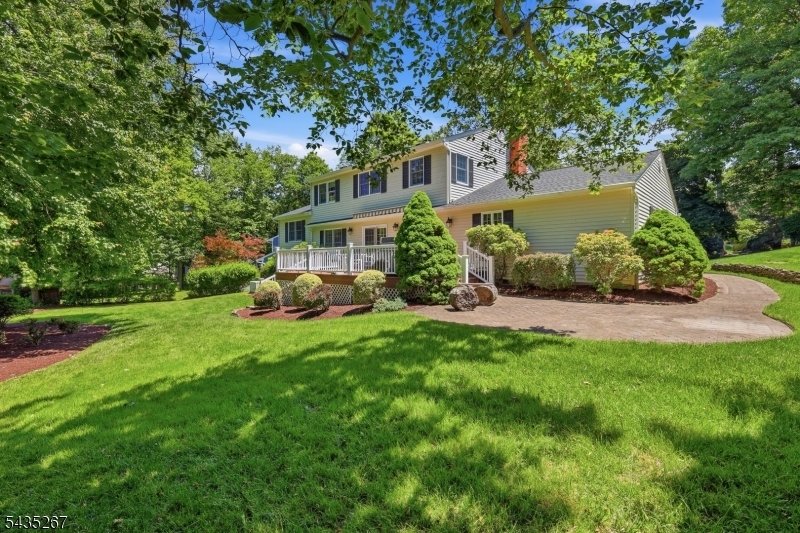 House in Berkeley Heights, New Jersey, United States 4 - 18076013