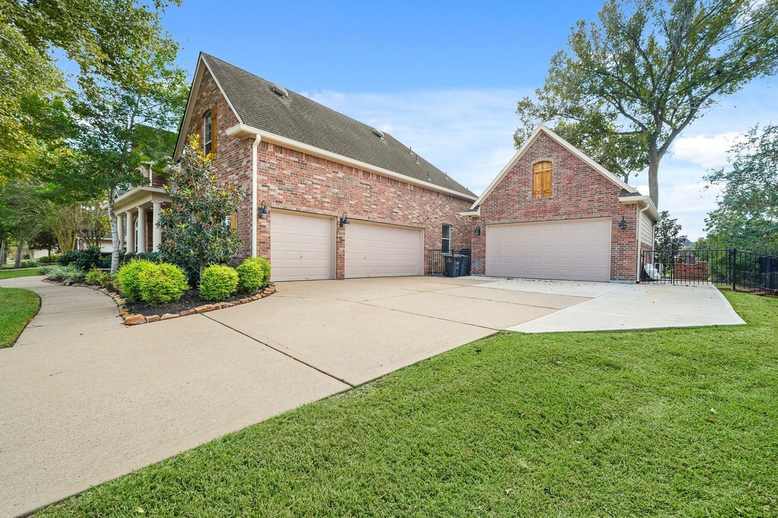 House in Fulshear, Texas, United States 2 - 18075763