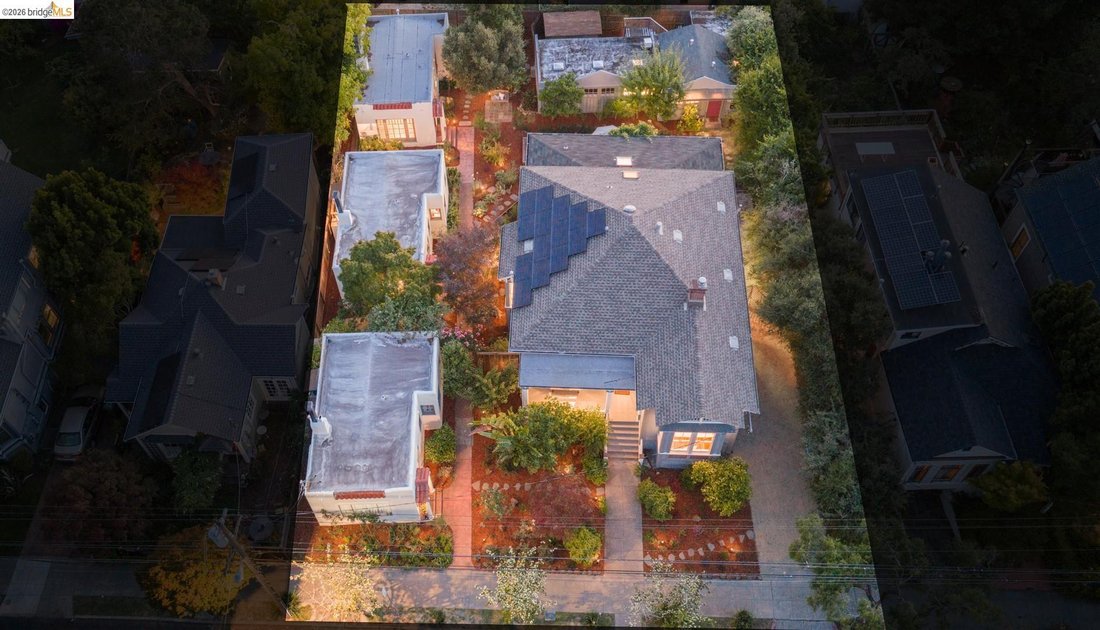 House in Berkeley, California, United States 4 - 18076088