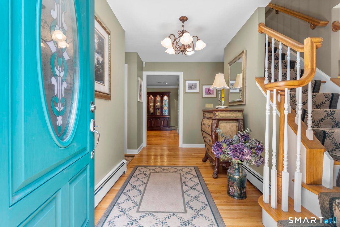 House in Monroe, Connecticut, United States 3 - 18078903