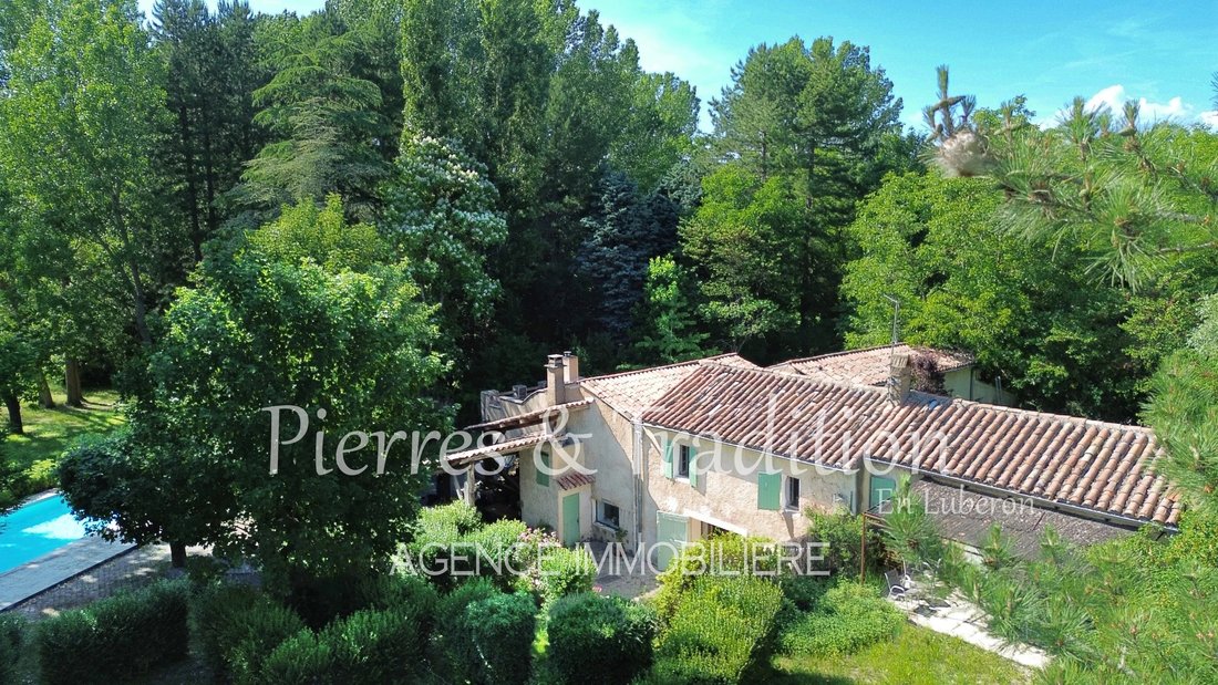 Estate in Reillanne, Provence-Alpes-Côte d'Azur, France 1 - 16715406